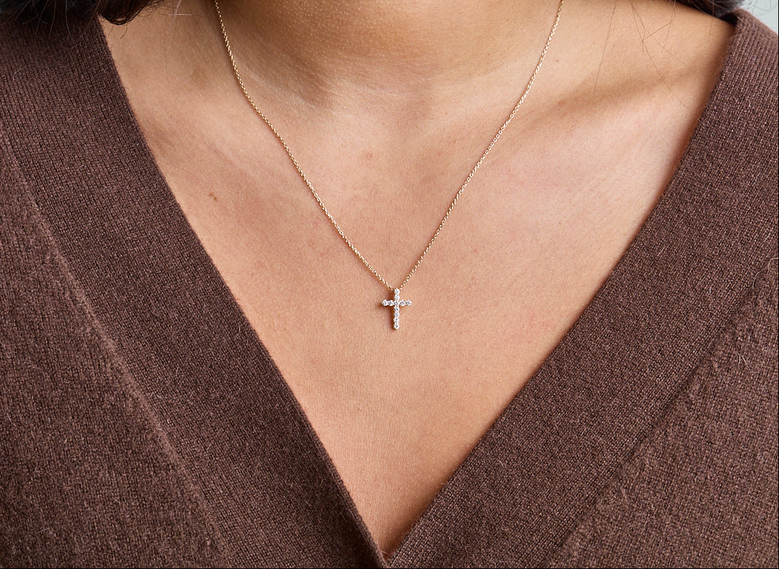 Medium Light Diamond Cross Necklace - WG
